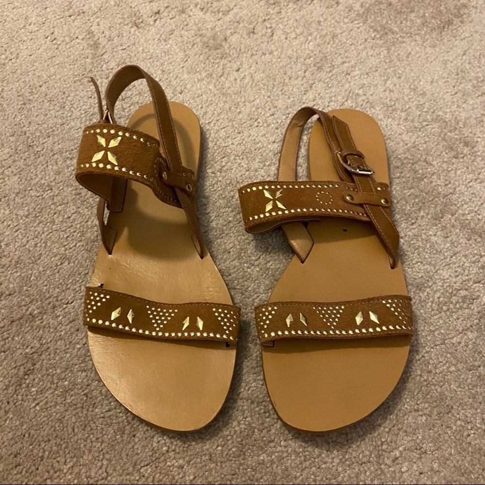 Report studded sandals